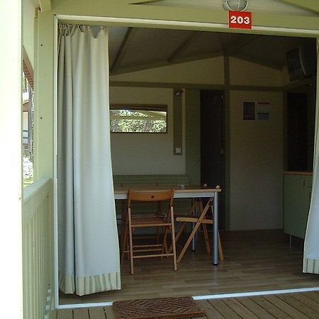 Orbitur Valado Bungalows Caravan Park Nazare Bagian luar foto
