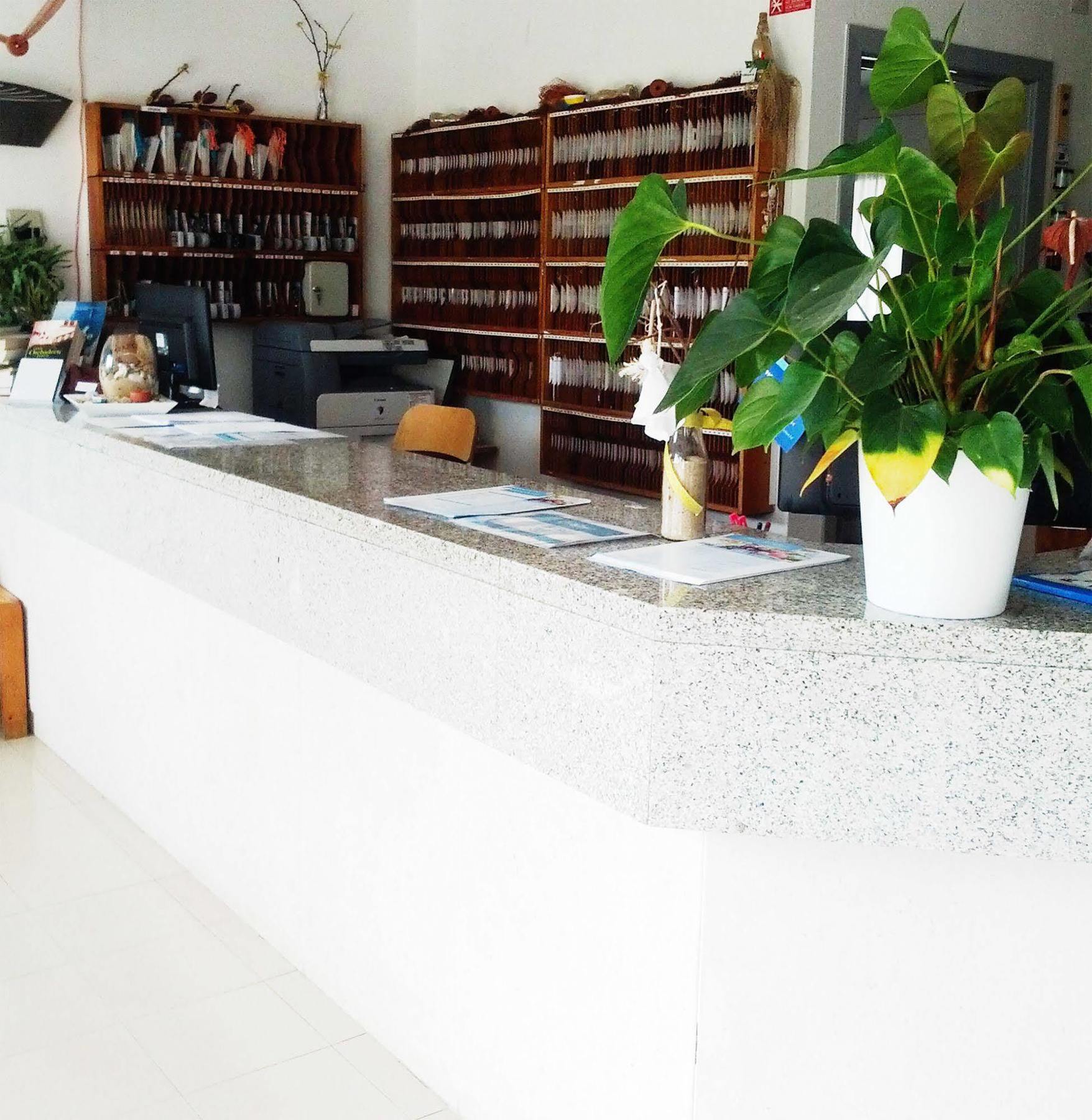Orbitur Valado Bungalows Caravan Park Nazare Bagian luar foto